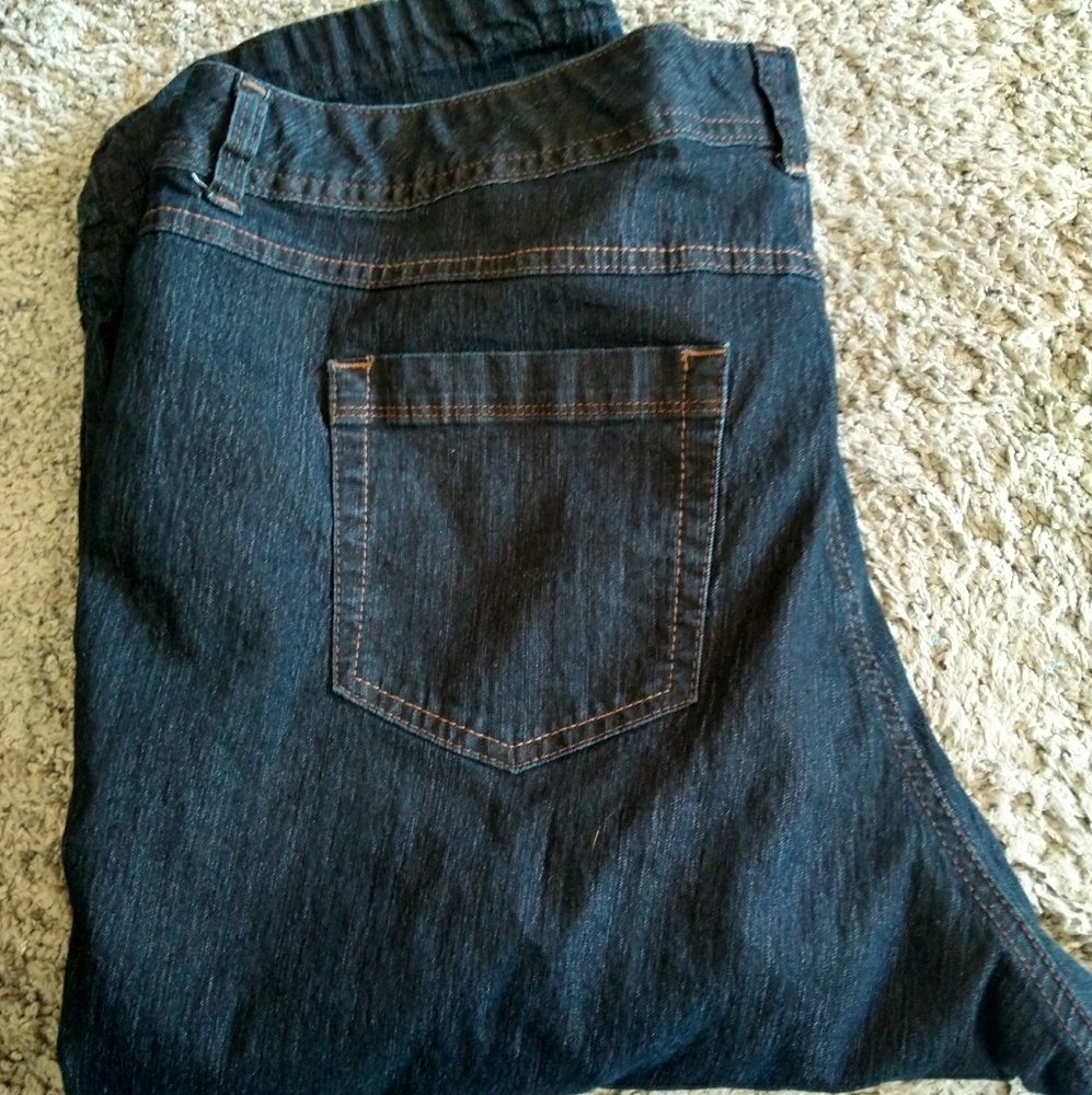 Just My Size Capri length Jeans 22W